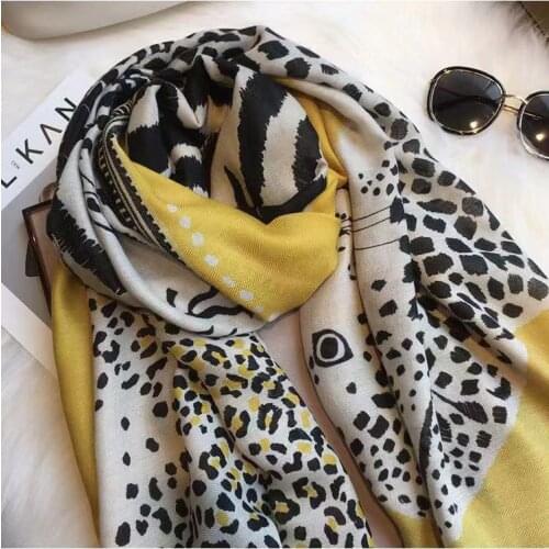 2020 new woman scarf luxury brand big scarf hijab natural animal leopard print scarf womens fashion