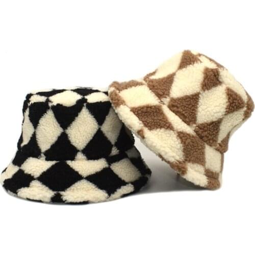 Bucket hat new winter basin hat plaid lamb hair trend female thickened fisherman hat autumn and winter кепка женская