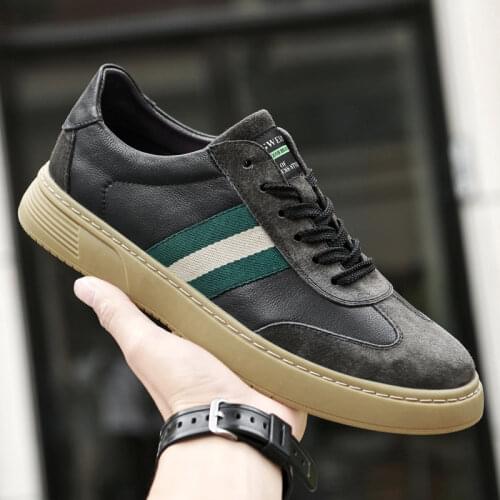 Size 38-45 High Quality New Men Casual Shoes Genuine Leather Luxury Shoes for Men Spring Autumn Mens Shoes Black Sneakers Man