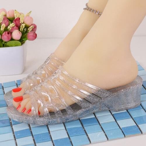 2020new crystal plastic slippers jelly hollow bathroom slippersthick bottom non-slip deodorant easy to wash home vintage sandals