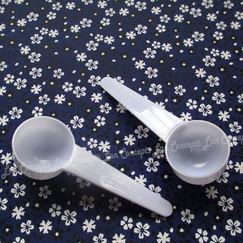 100pcs/lot 10 gram / 20ML Plastic Scoop 10g PP Measuring Spoon - 105mmX35.4mmX30mm white Free shipping