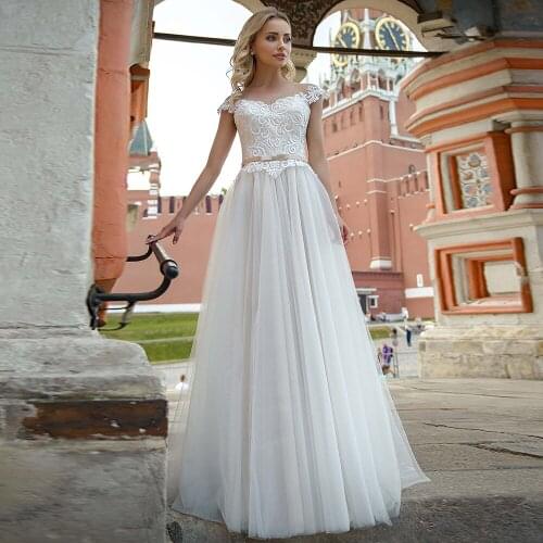 Wedding Dresses Boho Off the shoulder Lace Appliqued Bridal Gowns Sleeveless Illusion Elegant Bohemian Ivory Dresses