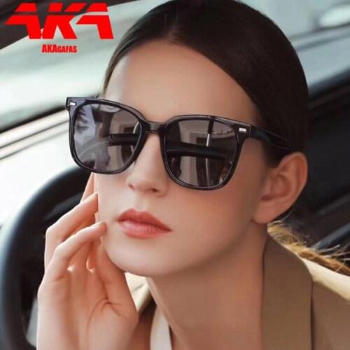 AKAgafas Classic Square Sunglasses Women 2021 Brand Sun Glasses for Women Vintage Men Sunglasses Square Oculos De Sol Feminino
