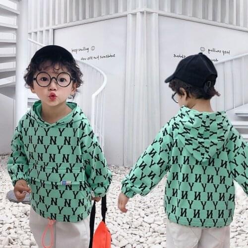 New Childrens Loose Casual Round Neck Tops for Boys, Small and Medium-sized Childrens Letter Printing Hooded Sweater Tide
