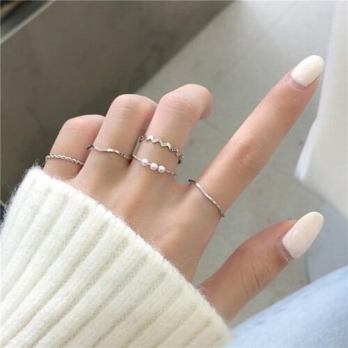 TIMEONLY 5 Pieces/set Rings Simulation Pearl Gold Silver Color Undulation Metal Ring Simple Jewellery for Women Wedding Gifts