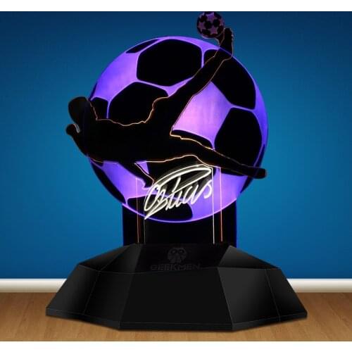CR7 Cristiano Ronaldo Kick Ball 3D Line Lamp Football Player Novelty LED Night Light Table Lamp 3D Optical Illusion Light