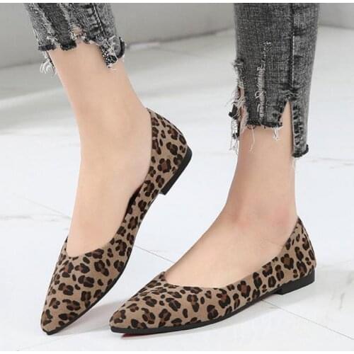 Women Shoes Casual Loafers Slip On Flats Leopard Print Footwear Pointed Toe Woman Shallow Single Lady Moccasins Zapatos Mujer
