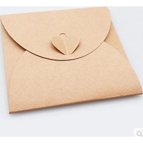 500Pcs 13cm*13cm Heart Blank Kraft Paper Party CD DVD Sleeve Packaging Packing Box For 3 CDs Envelopes Holder Case Pack Bag