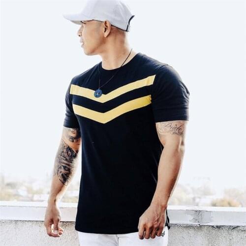 2021 NEW Men fashion t shirt Slim shirts male Tops gyms cotton T-shirt printing short sleeve Sports T-shirt men fitness clothing