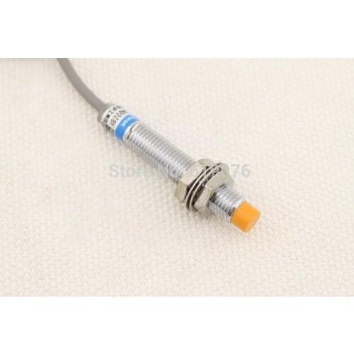 5PCS LJ8A3-2-J/EZ inductive proximity switch 220V TWO line normally open M8