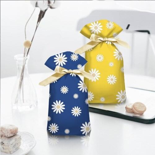 50pcs Cute Cartoon Bags 15x23x6cm Cookie Plastic Bags&Candy Gift Bags for Biscuits Snack Baking Package and Event Party Supplies