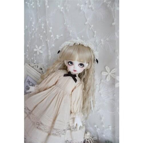 BJD Doll clothes suitable for 1-4 1-6 size doll dress fashionable dress with headwear doll accessories
