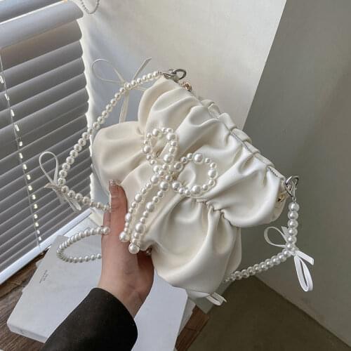 Women 's Bag Summer All -Matching 2021 New Fashion Pearl Chain Messenger Bag French Niche Design Bucket Bag