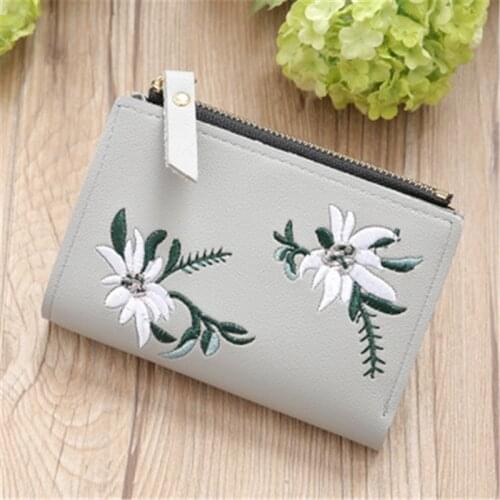 2019 Women Leather Wallet Mini Flower bag Money Organizer Short Luxury Brand Wallet With Zipper Small Embroidery Holders Hot