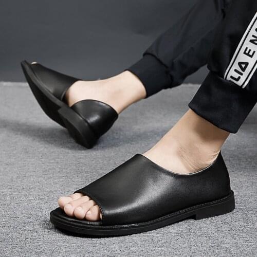 Mens Summer Shoes Fashion Slip on Sandals Genuine Leather Casual Loafers Men Luxury Beach Slippers Business Roman Mens Sandalia