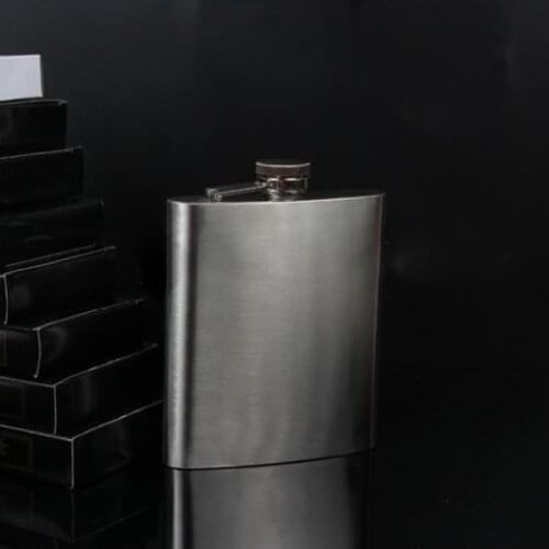 1Pcs Stainless Steel Alcohol Bottle Travel Pocket Wine Hip Flask Portable Hip Flask 4 7 OZ Men Gift Whisky Bottles