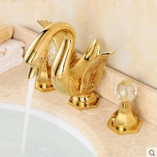 Deck Mounted Solid Brass Golden Bathroom Baisn Faucet Crystal Dual Handles Three Holes Mixer Tap Vanity Faucet
