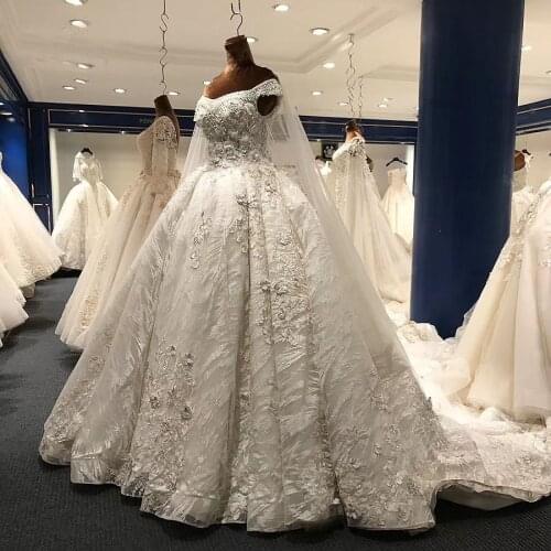 Luxury Dubai A-Line Lace Beaded Wedding Dresses Tulle Off Shoulder Lace Up Back Sweep Train Bridal Gowns for Women Real Pictures
