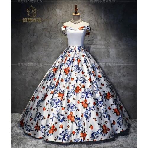 100%real 18thcentury royal court white printing cosplay ball gown medieval dress Renaissance gown queen Victoria Belle Ball gown