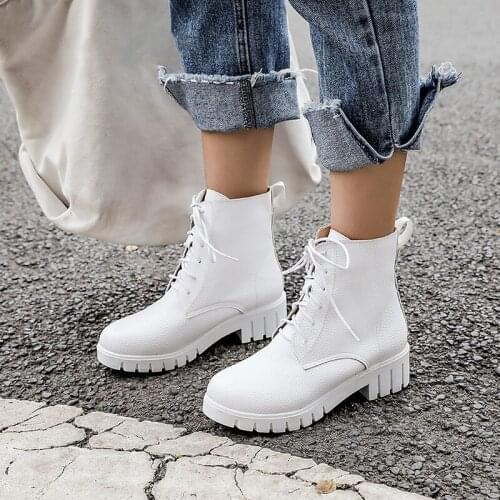 YMECHIC Plus Size School Young Chunky Heels Lace Up Biker Boots Women Red White Black Ankle Boots Winter Shoes Woman 2019 Bootie
