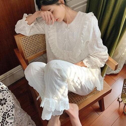 Lolita Style Ladies Lace Luxury Embroidered Pajama Suits Flowers Tops Long Pants Pyjamas Set Sleepwear Loungewear Homewear Women