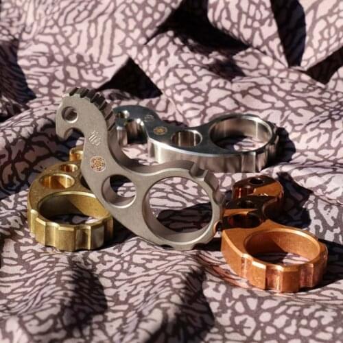 EDC Titanium Alloy Survival Camping Hiking Outdoor Opener Holder Finger Ring Multifunction Pocket Portable EDC Tools