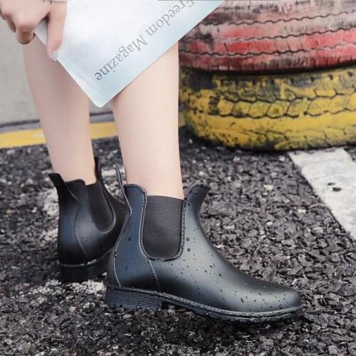 Unisex rain boots warm British thick-soled non-slip PU waterproof ankle boots new fashion all-match hot-selling womens shoes