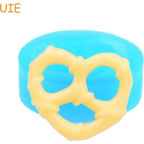 QYL100U 24.1mm Pretzel with Drizzle Silicone Mold - for Fondant Cupcake Topper, Cabochon Candy, Chocolate, Resin Clay, Food Safe