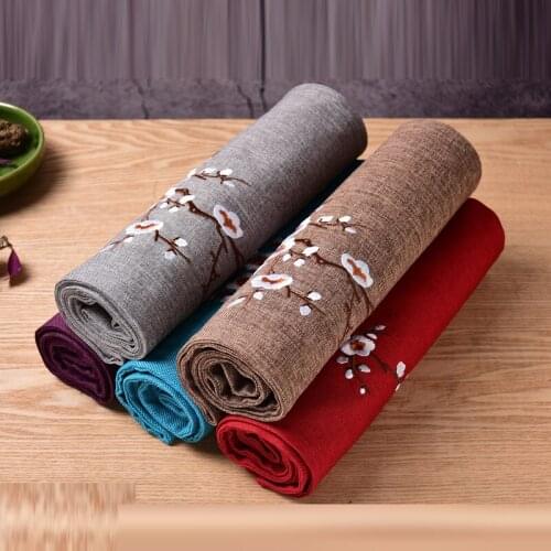 New Embroidered Linen Table Runner Floral Embroidery Table Runners for Tea Table Home Party Wedding Table Decoration 1piece