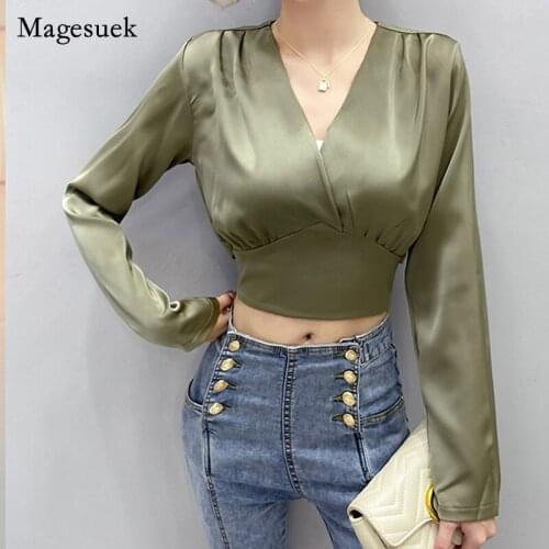 White Korean Fashionable Long Sleeve Satin Blouse 2021 Autumn New Sexy V-neck Slim Bottoming Shirts Women Chemisier Femme 12265