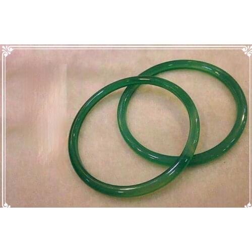 Hot Selling Women Natural Green Chalcedony Round Bangles Lady Charm Bangle Bracelet Hand-Carved Emerald Female Classic Party