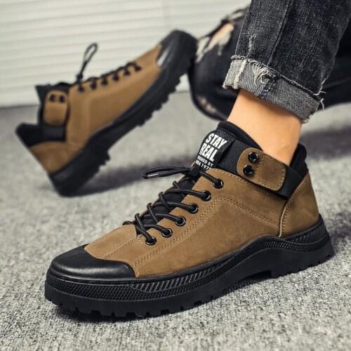Autumn and Winter New Tooling Martin Boots Mens British Wind Boots Retro Low Cut Desert Short Boots Outdoor Hiking Casual Shoes