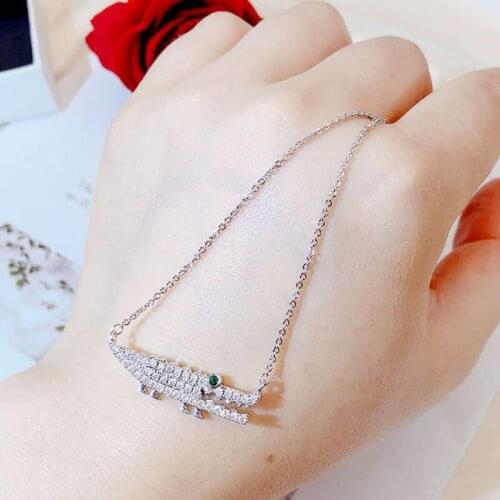 European Style Creative Crocodile Pendant Necklace Women Fashion Pavé Crystal Clavicle Chain Exquisite Girlfriend Jewelry Gift