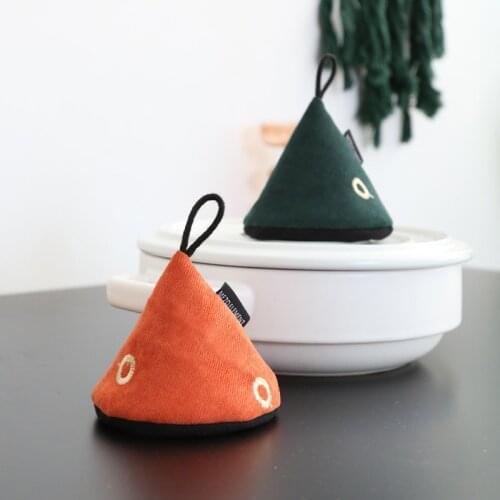 Nordic Fabric Embroidery Anti-scalding Triangle Pot Handle Cap Heat Insulation Gloves Kitchen Casserole Cap Pot Clip Cover