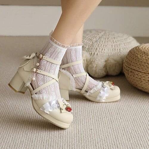 Belt Buckle Heart Gothic Lolita Shoes for Women Pu Leather Black Platform Chunky Heel Women Pumps Japanese Harajuku