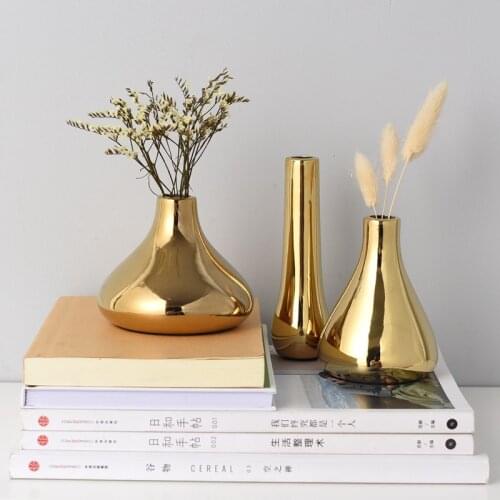 Nordic Style Golden Ceramic Vase Dry Flower Arranger Water Planting Container Desktop Decoration Vase