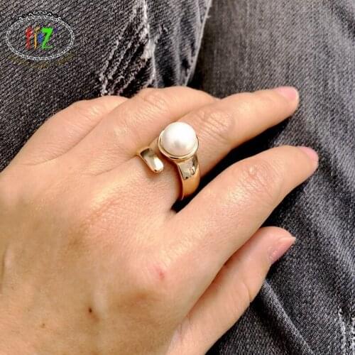 F.J4Z New Punk Finger Rings Fashion Minimalist Jewelry Simulated Pearl Finger Rings Lady Accessories Gifts Dropship