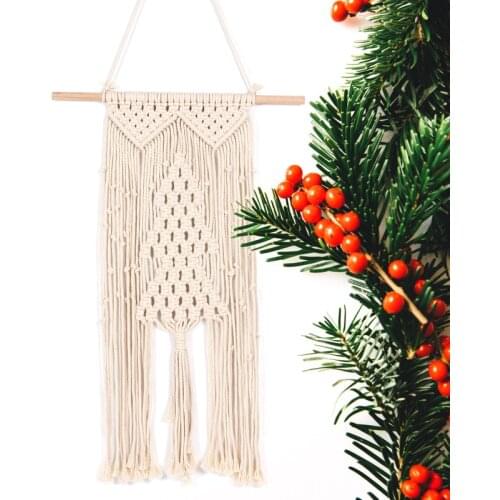 Hand-woven Christmas tree tapestry gift kids room Macrame wall hanging decoration Holiday decor Nordic Bohemian tassel pendant