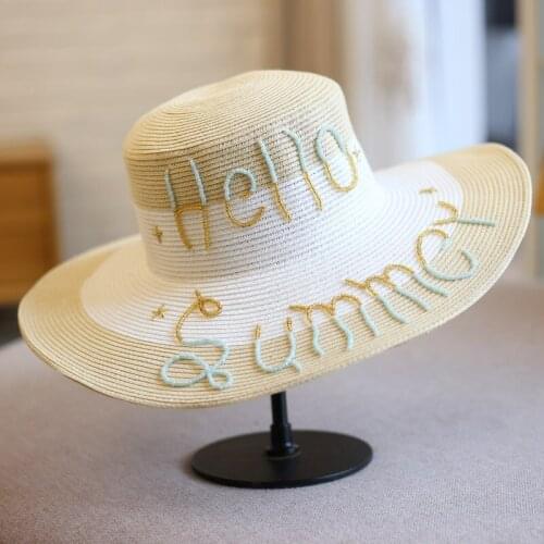 Custom Style Color Patchwork Straw Hat Female Summer Hand-stitched Pearl Embroidery Letter Big Brim Sun Hat Korean Beach Chapeau