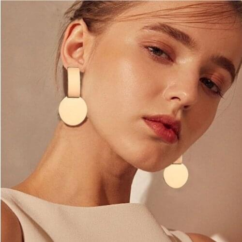 New Korean Statement Round Earrings For Women Fashion Geometric Gold Shell Fluff Dangle Drop Earrings 2021 Trend Jewelry Brincos