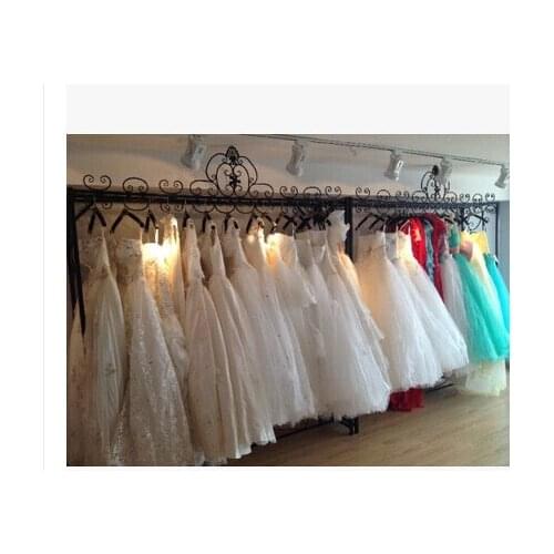 The new dress frame Wedding dress display rack Wrought iron wedding dress frame, Wedding dress store shelves