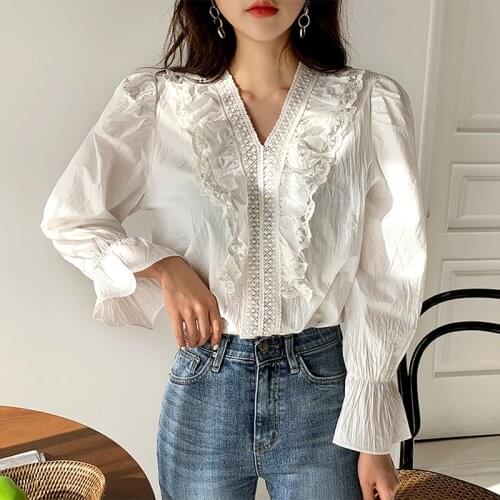 2021 Spring Vintage White Blouse Women Pullover Ruffles Lace Elegant Blouse Flare Sleeve Cotton Shirt Women Blusas chic 11271
