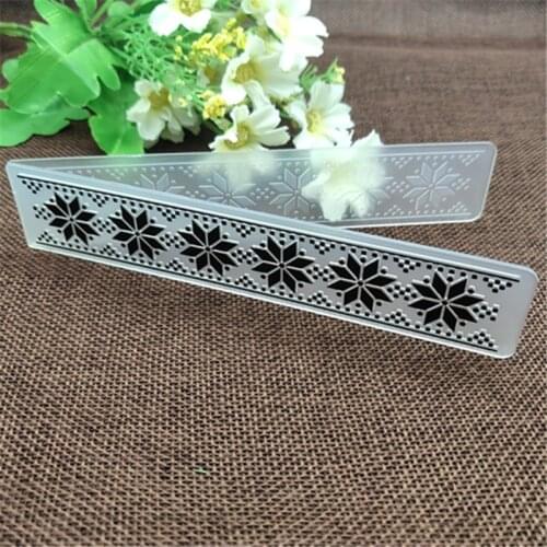 15x3cm plastic Pine leaves craft card geometric Plastic Embossing Folder For Scrapbook DIY Album Card Tool Plastic Template