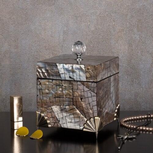 Zq Handmade Shell High-End Jewelry Storage Box Jewellery Box European Luxury Wedding and Birthday Gift