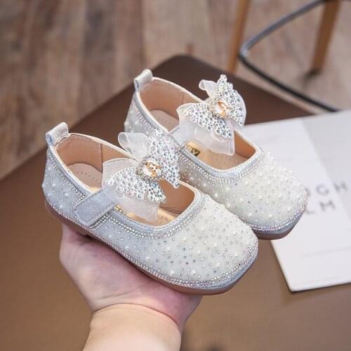 Girls Princess Leather Shoes 2021 Autumn New Childrens Shoes Squad Rhinestone Pearl Bow-knot Kids Shoes Sweet Cute for Party