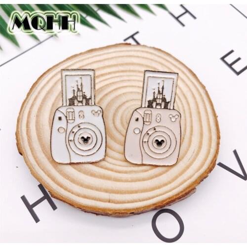 Creative Cartoon Pink Castle Camera Enamel Brooch Room Phone Alloy Cute Badge Shirt Bag Pins Accessories Women Jewelry Gifts