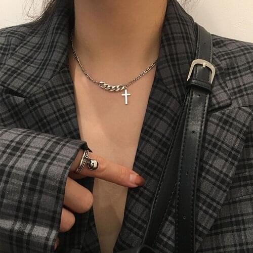 Fashion Punk Cross Pendant Necklace For Women Silver Color Personality Couple Geometric Choker Necklace Jewelry Party Gifts