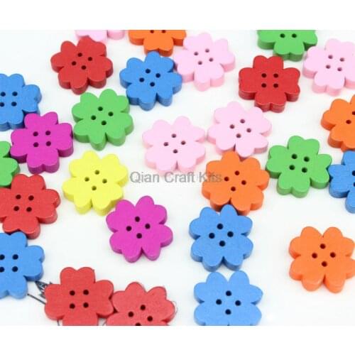 400pcs big 21mm Flower Buttons- Painted Wooden Flower Shaped Buttons - Bright Colour Thick Wood Buttons