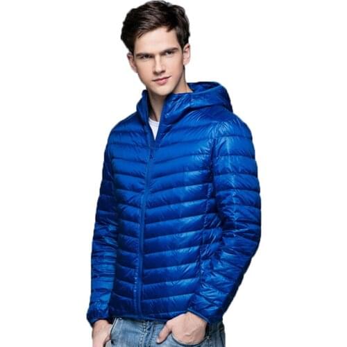 Ultra Light Down Jackets Mens Autumn Winter Coat Fashion Hooded 90% White Duck Down Jackets Male Coat Thin Slim Down Parkas