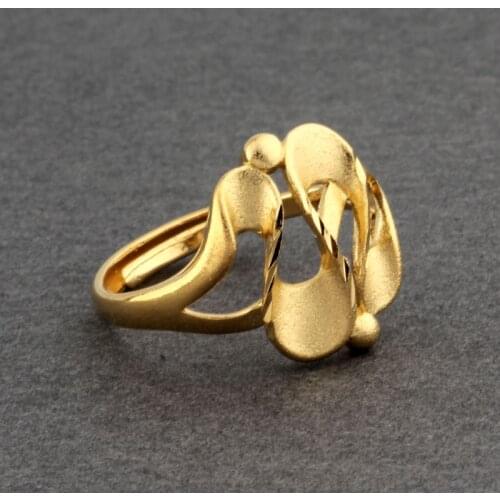 New Fashion Ring Simple Wave Rings for Women Gold Color Wedding Party Korean Style Jewelry Ladies Gifts Jewelry 2021